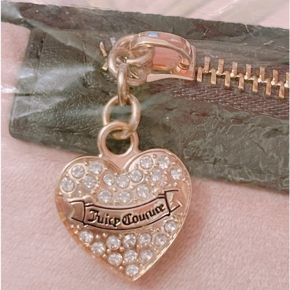JUICY COUTURE Dusty Blush/Chocol Logo Velour Fanny Bag - Picture 5 of 5